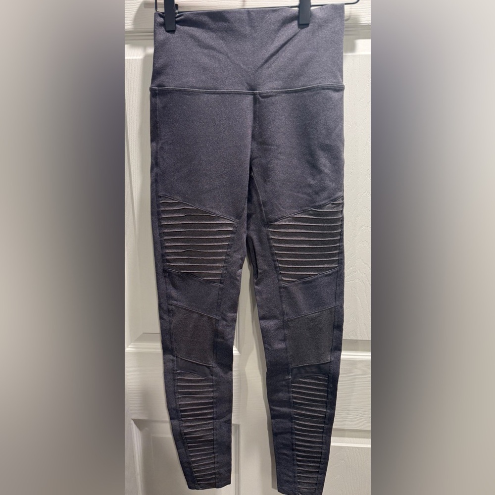 Alo Yoga Moto Leggings High Waist Ribbed Panel-Size Medium - Picture 3 of 9